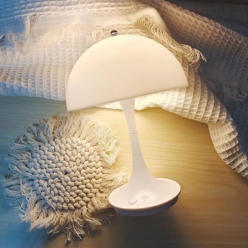 NordGlow | Luksuriöse und Moderne Tischlampe Decorique.de