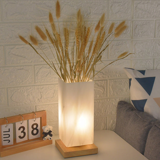 NordLumen | Skandi Zylinderlampe aus Holz & Glas A & Rechteckig Warmes Licht (3000K) Decorique.de