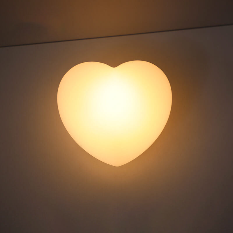 NovaLight | Kreative Geometrie Dekorative Tischlampe Herz Decorique.de