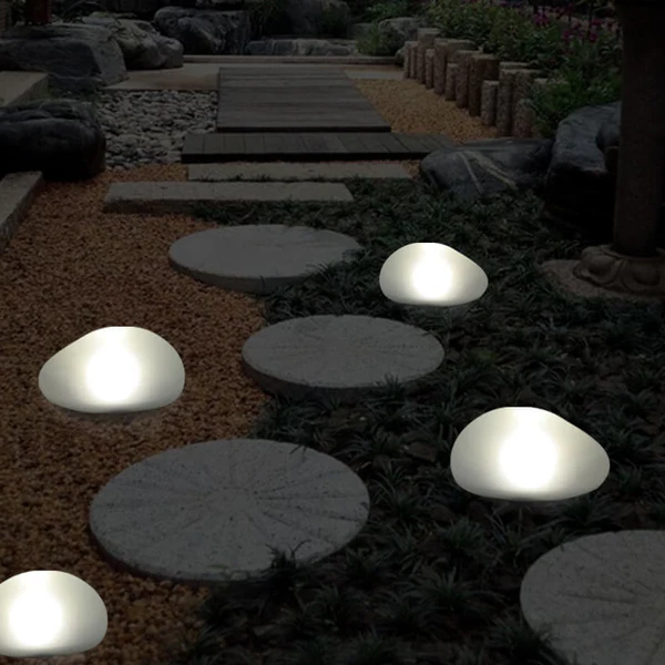 GlowPebble | Solarbetriebene LED-Leuchte mit Glasdesign