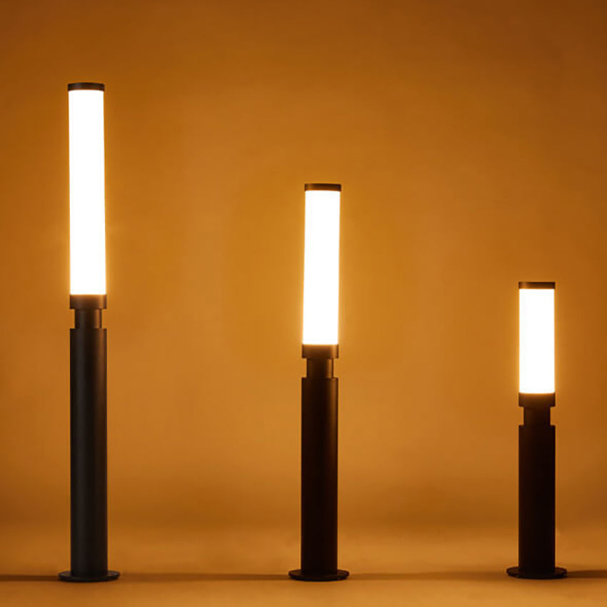 PathBeam | Moderne Acryl wasserdichte kreative Lippenstift-Design LED Außenrasenstehlampe Decorique.de