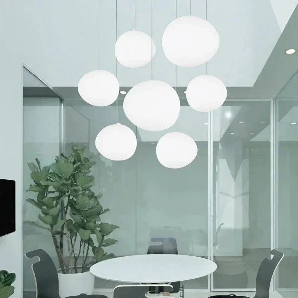 SoftSphere | Milchglas-Pendelleuchte mit sanftem Licht
