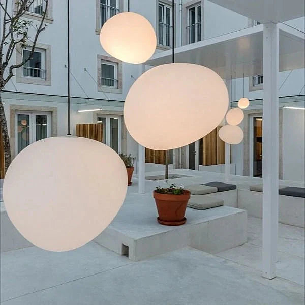 SoftSphere | Milchglas-Pendelleuchte mit sanftem Licht