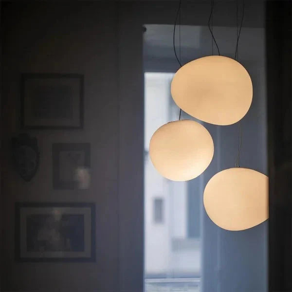 SoftSphere | Milchglas-Pendelleuchte mit sanftem Licht