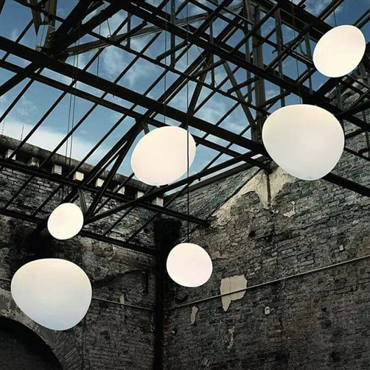SoftSphere | Milchglas-Pendelleuchte mit sanftem Licht