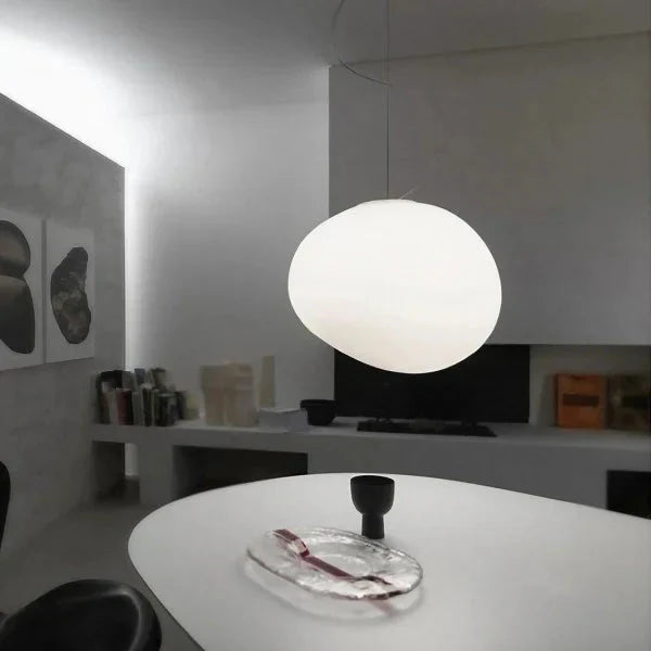 SoftSphere | Milchglas-Pendelleuchte mit sanftem Licht