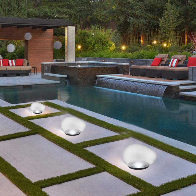 PebbleLux | Modernes LED-Solarlicht aus Glas & ABS Decorique.de