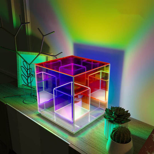 PixelGlow | Moderne Acryl RGB Linie Rubik's Cube LED Tischlampe Decorique.de