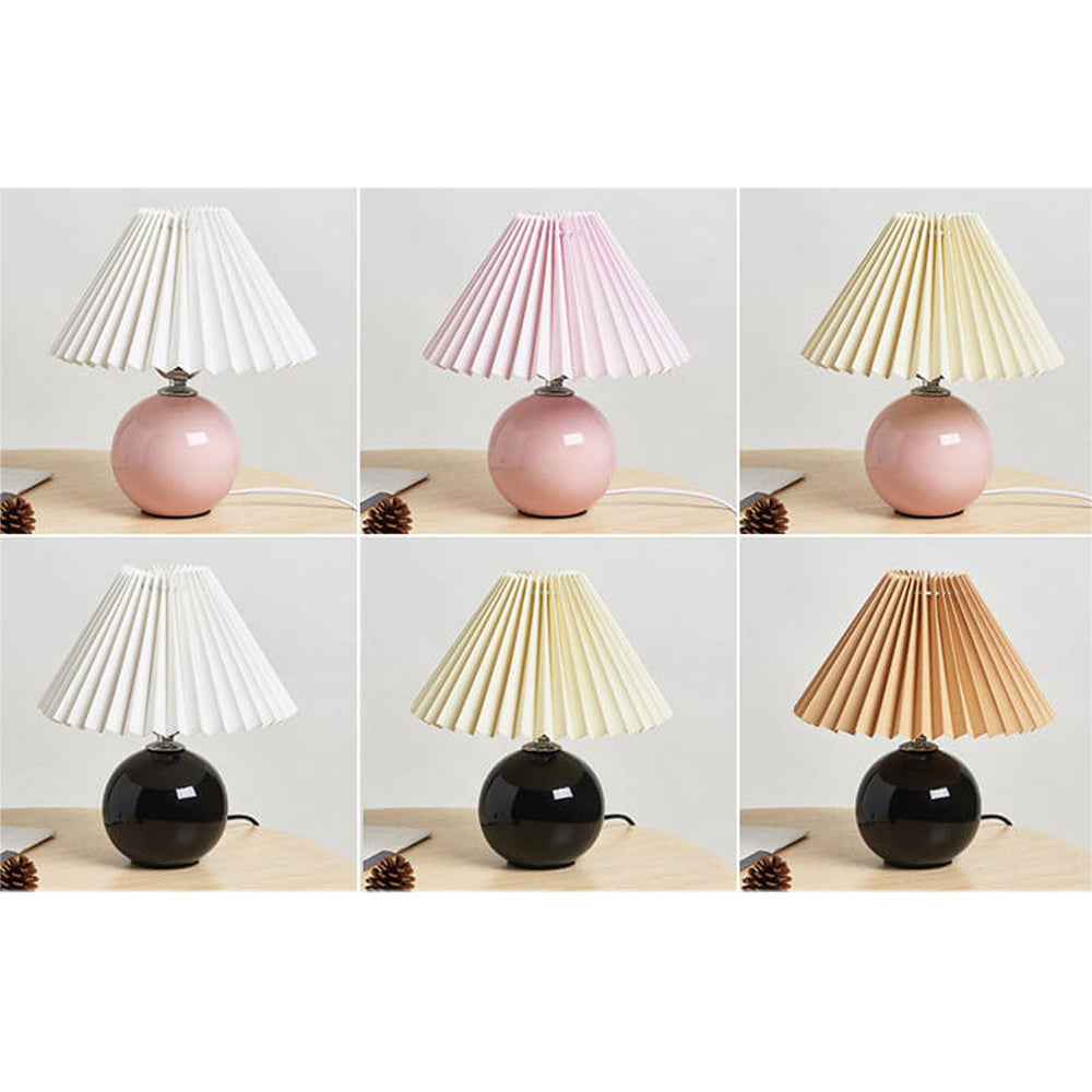RetroFlair | Nordische Minimalistische Keramische Falten 1-Licht Tischlampe Decorique.de