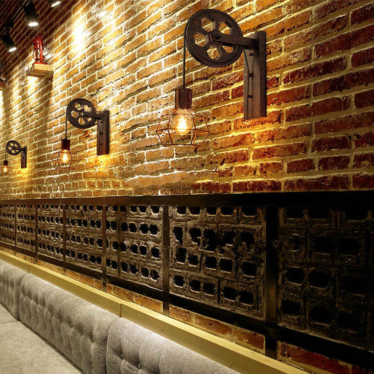 RustPulley | Vintage Wandleuchte mit Seilrollen-Design Decorique.de