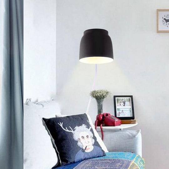 ScandiSpin | Verstellbare Wandleuchte mit Holzfuß Decorique.de