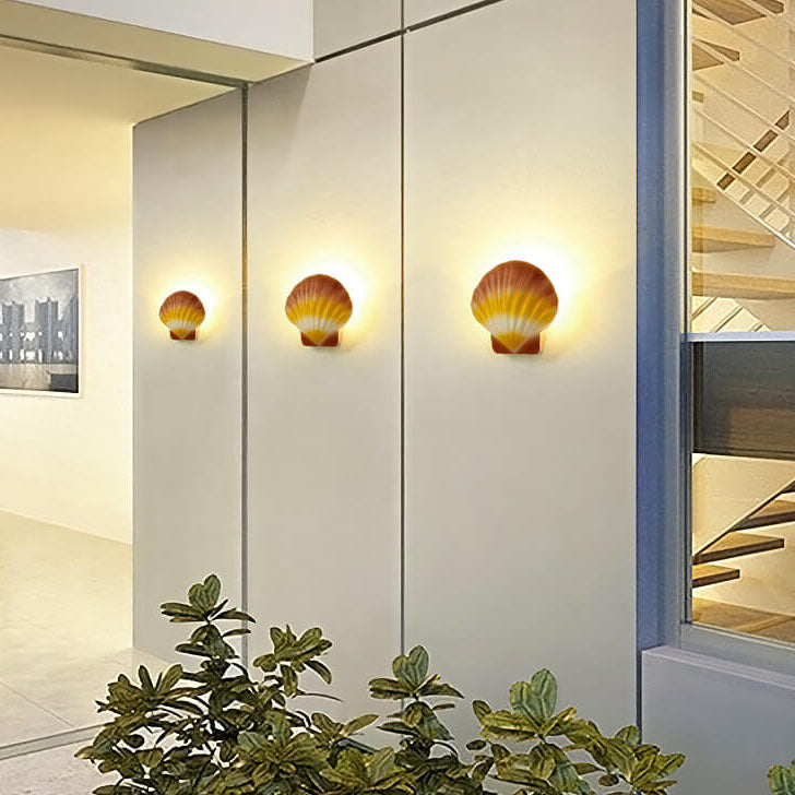 ShellaLux | Wasserdichte Wandbeleuchtung im modernen Stil Groß Bernstein Decorique.de