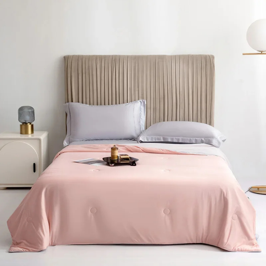 SleepCool | Kühlende Decke für guten Schlaf im Sommer Rosa Decorique.de