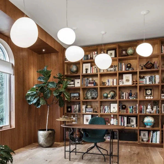 SoftSphere | Milchglas-Pendelleuchte mit sanftem Licht Decorique.de