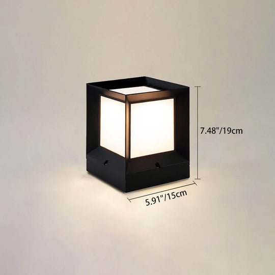 SolarBrick | Einfache quadratische LED Solar Außen wasserdichte Rasenzaunlampe Decorique.de