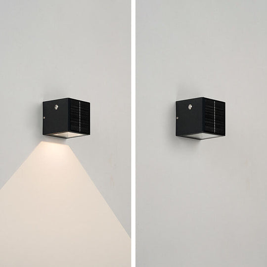 SolarEdge | Rechteckige Solarleuchte für Außenwände Decorique.de