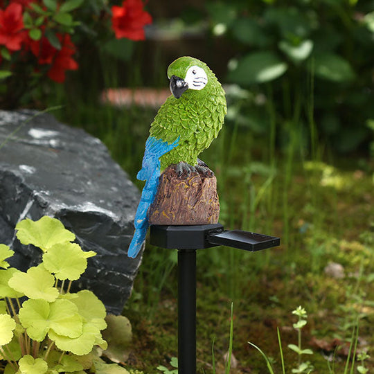 SolarParrot | Buntes LED Harz-Gartenlicht im Papageien-Design Grün Solar Decorique.de
