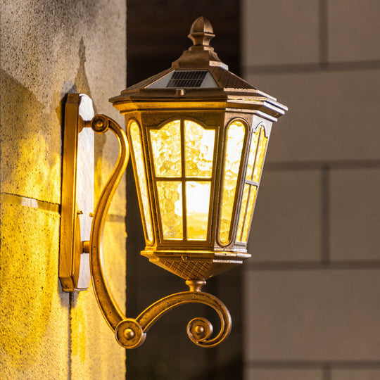 SolarVerve | Antike Wandlampe mit Solartechnologie Decorique.de