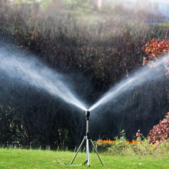 SprayPro | Flexibler Gartensprinkler mit Rundum-Bewässerung Decorique.de