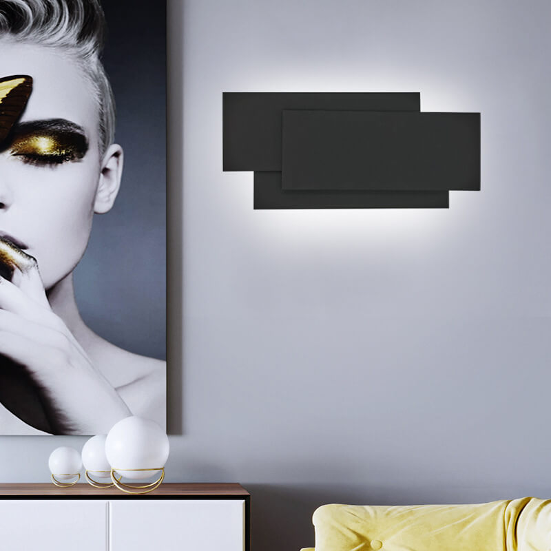 StackedGlow | Geometrische LED-Wandleuchte Schwarz Weiß Licht Decorique.de