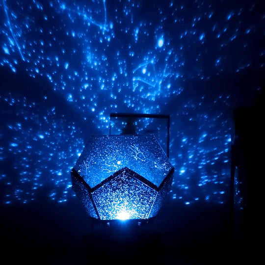 StarGaze | Entspannender Sternenhimmelprojektor Blau Decorique.de
