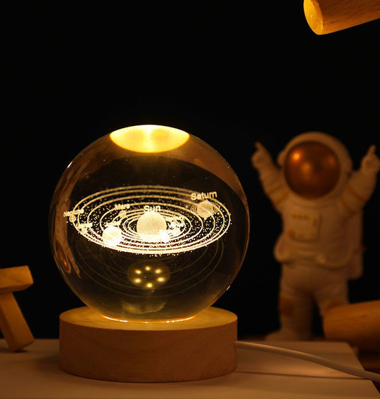 StellarGlobe | Faszinierende 3D-Sonnensystem-Kristallkugel Decorique.de