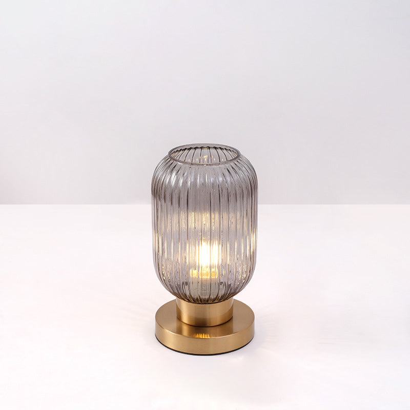 StripeGlow | Skandinavische Glas-Zylinderlampe fürs Schlafzimmer Decorique.de