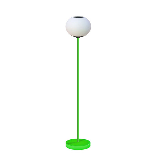 SunStalk | Elegante PE-Stehlampe für Garten & Rasen Grün Solar Decorique.de