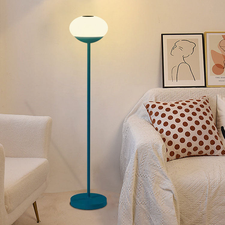 SunStalk | Elegante PE-Stehlampe für Garten & Rasen Decorique.de