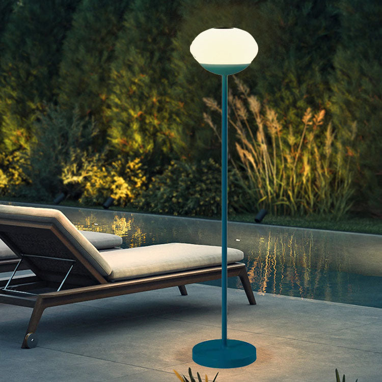 SunStalk | Elegante PE-Stehlampe für Garten & Rasen Decorique.de