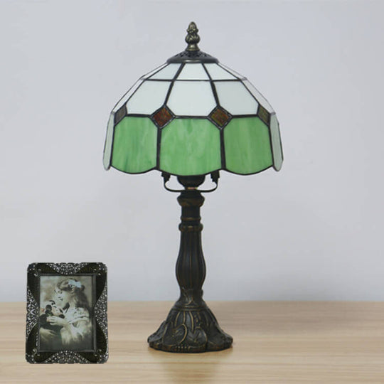 TiffaGlow | Mediterrane Tiffany-Tischlampe in Buntglas Decorique.de