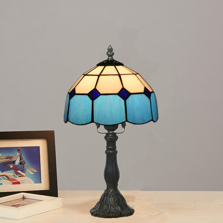 TiffaGlow | Mediterrane Tiffany-Tischlampe in Buntglas Blau 230V Decorique.de