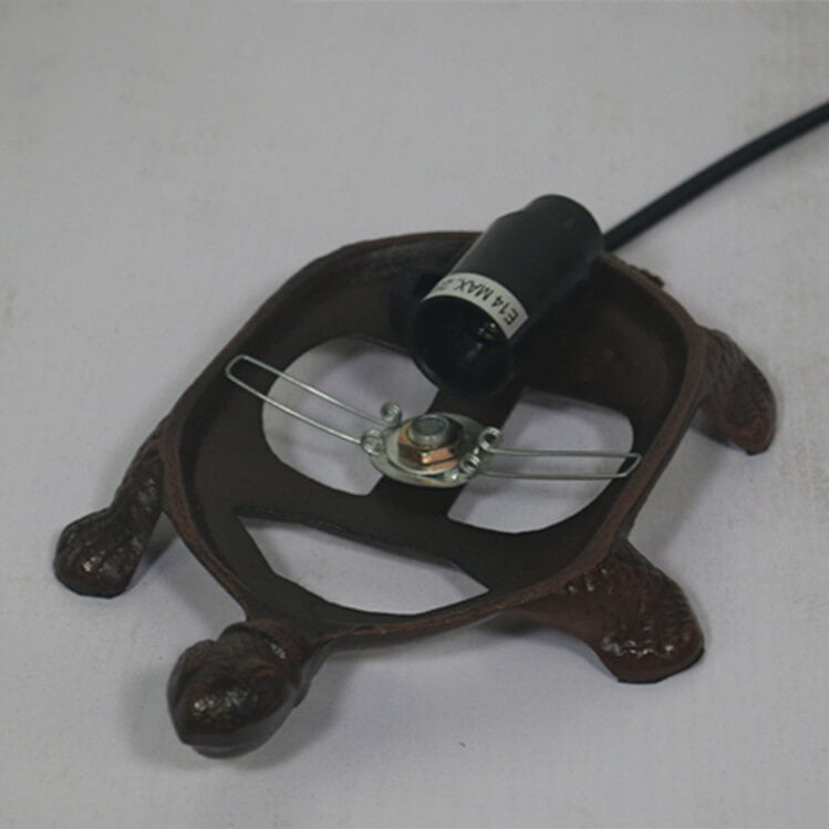 TiffaTurtle | Bunte Tiffany Nachttischlampe in Schildkrötenform Decorique.de