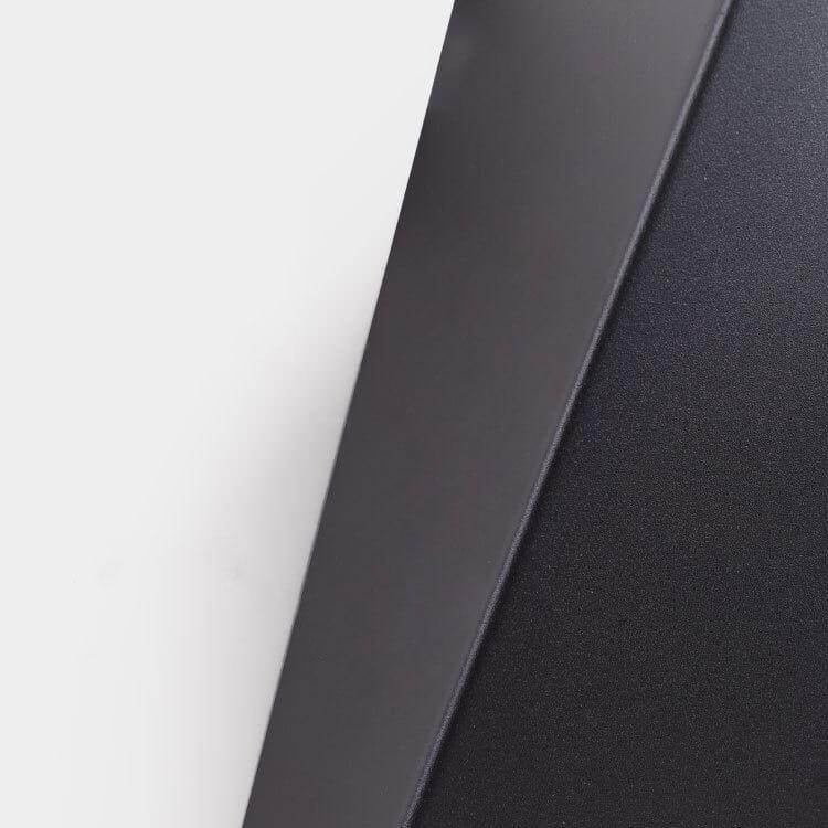 TrapeGlow | Zweiflammige LED-Wandleuchte im Industriedesign Decorique.de