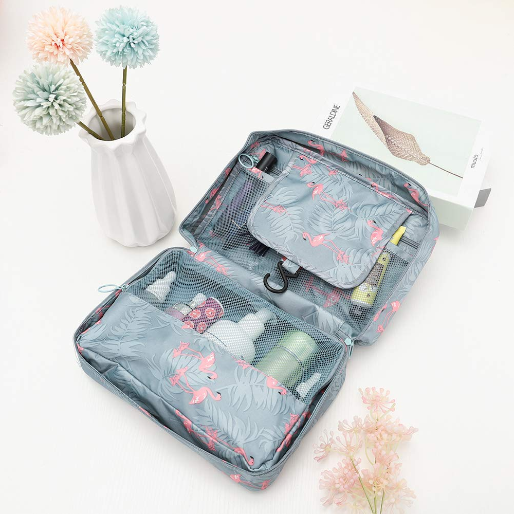 TravelEase | Wasserabweisende Reise-Kosmetiktasche mit Haken Decorique.de