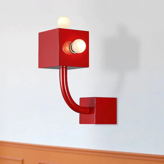 TriGlowCube | Rote Geometrische Lampe Decorique.de