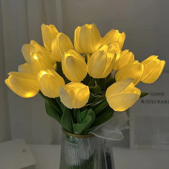 TulipGlow | LED Tulpen-Nachtlicht – Tragbar & Warmes Licht Gelb Decorique.de