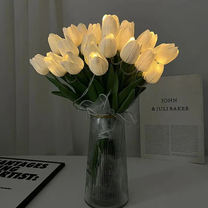 TulipGlow | LED Tulpen-Nachtlicht – Tragbar & Warmes Licht Decorique.de
