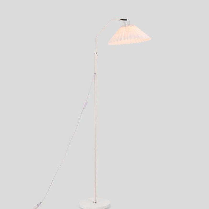 VibeLight | Minimalistische Stoff-Faltenlampe 1-Licht Stehlampe Decorique.de