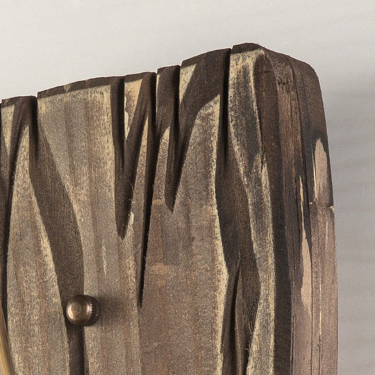 VintageHearth | Klassische Wandleuchte aus Holz Decorique.de