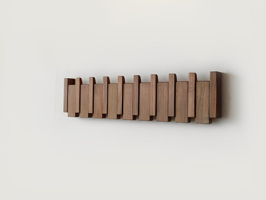 WaldenHook | Handgefertigter Holz-Garderobenständer Dunkelbraun Decorique.de