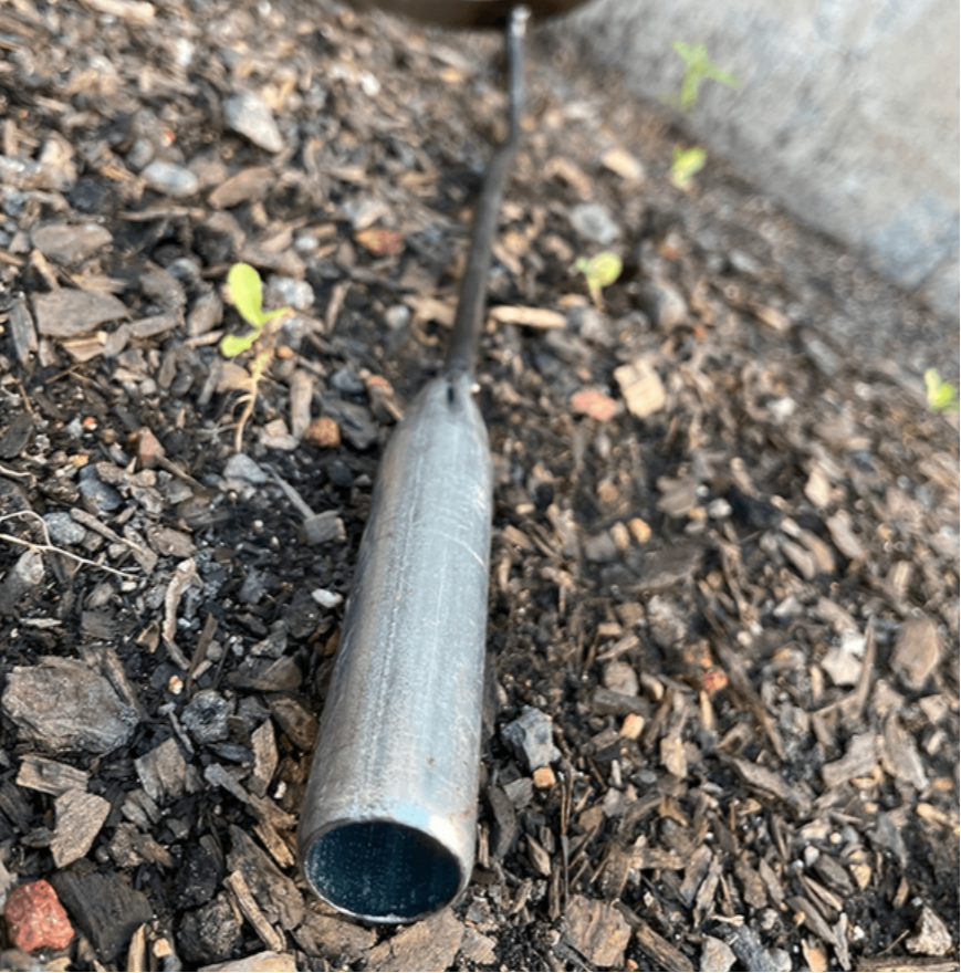 WeedBlade | Robuste Hohlgabel aus Stahl für müheloses Unkrautjäten Decorique.de