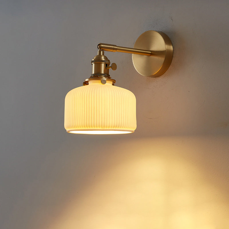 WhiteStripe | Minimalistische Wandlampe mit Struktur Decorique.de