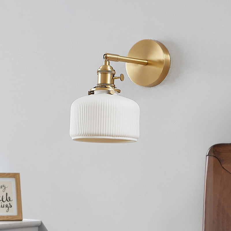 WhiteStripe | Minimalistische Wandlampe mit Struktur Decorique.de