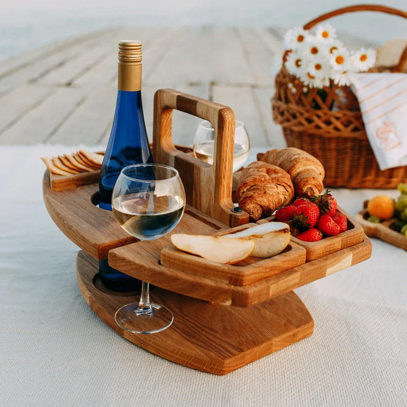 WineWay | Tragbarer Picknicktisch aus Holz mit Flaschenhalter Decorique.de